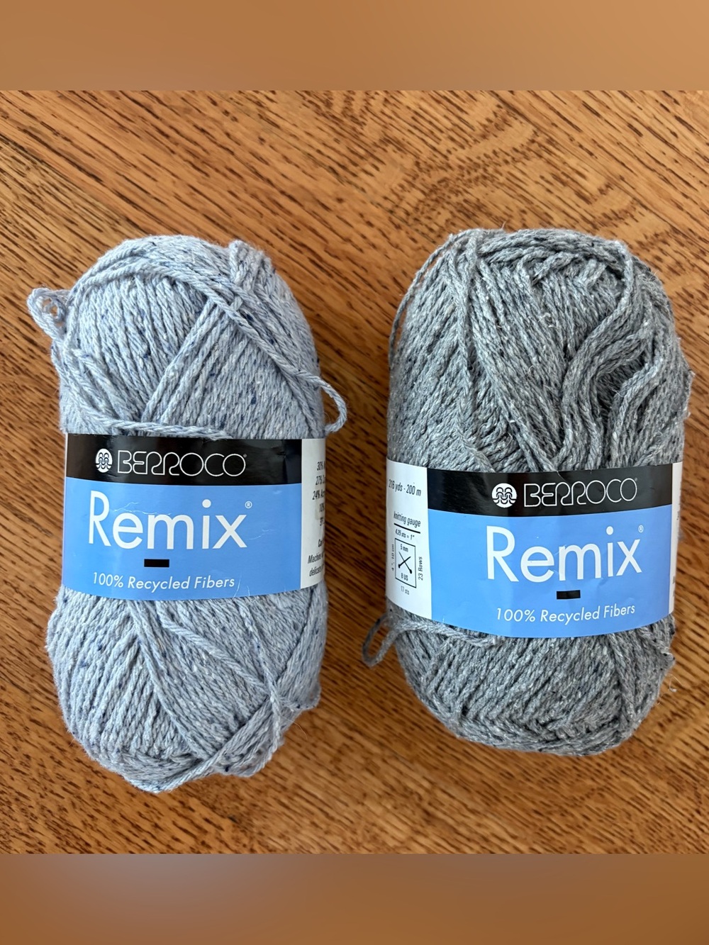 2 Skeins Gray Berroco Remix Yarn 3951 Ice 3930 Smoke Nylon Cot Acryl Silk Linen